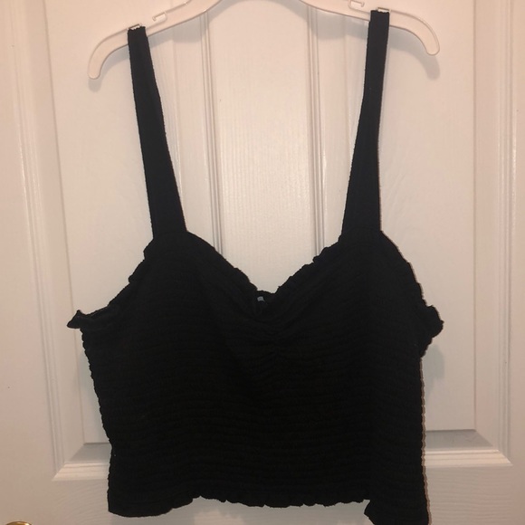 Forever 21 Tops - Forever 21 crop top